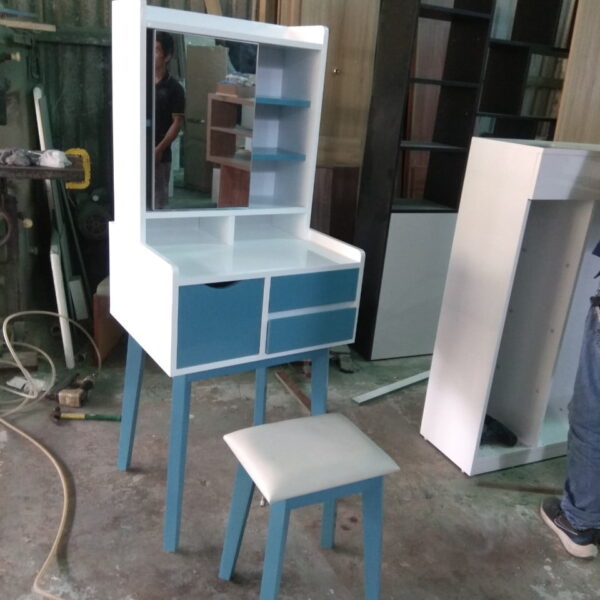 Bàn Trang Điểm Nhỏ Gọn ALULA-BTD.014
